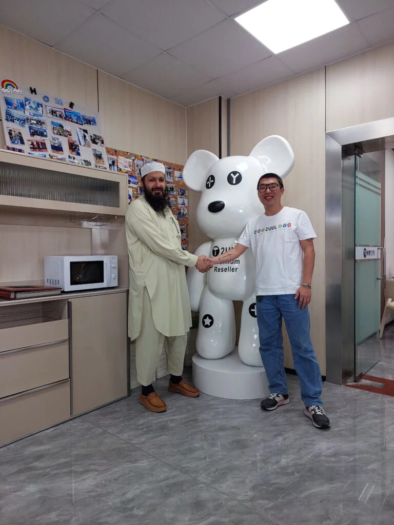 Partnering with Global Mobile Phone Repair Tools Suppliers".