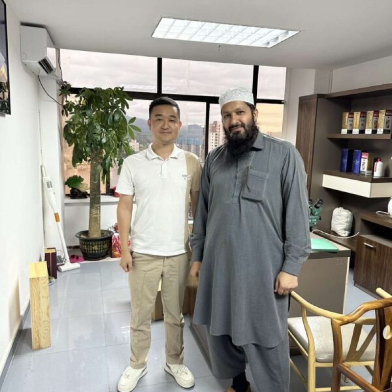 Partnering with Global Mobile Phone Repair Tools Suppliers".